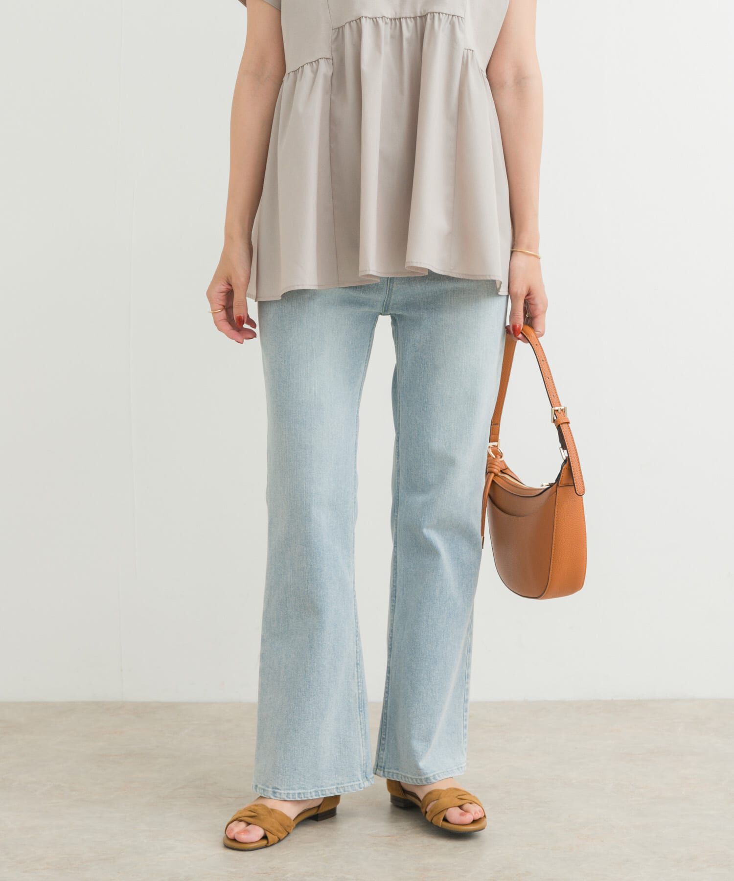 URBAN RESEARCH DOORS「ストレッチフレアデニムパンツ」|デニム|