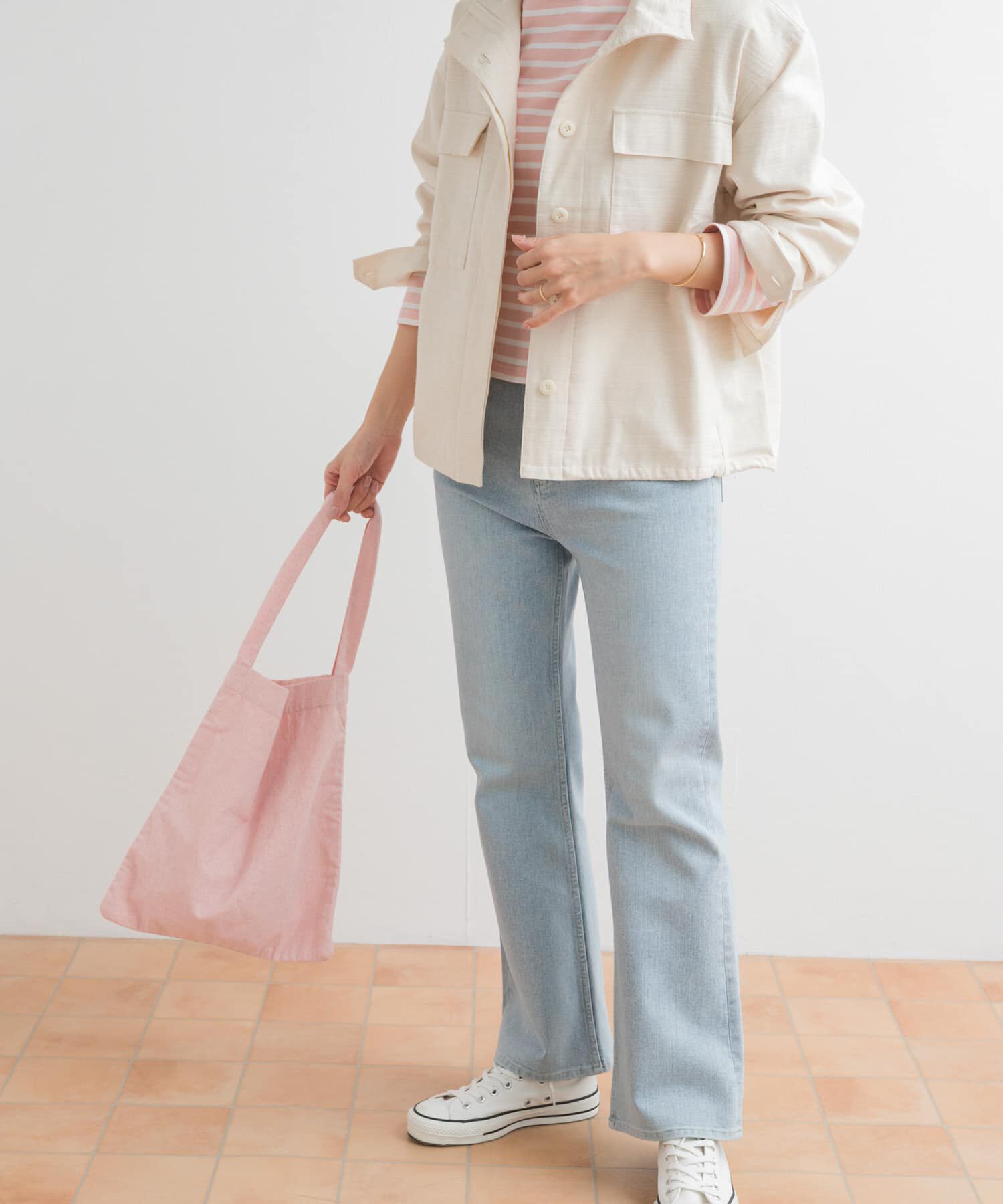 URBAN RESEARCH DOORS「ストレッチフレアデニムパンツ」|デニム|