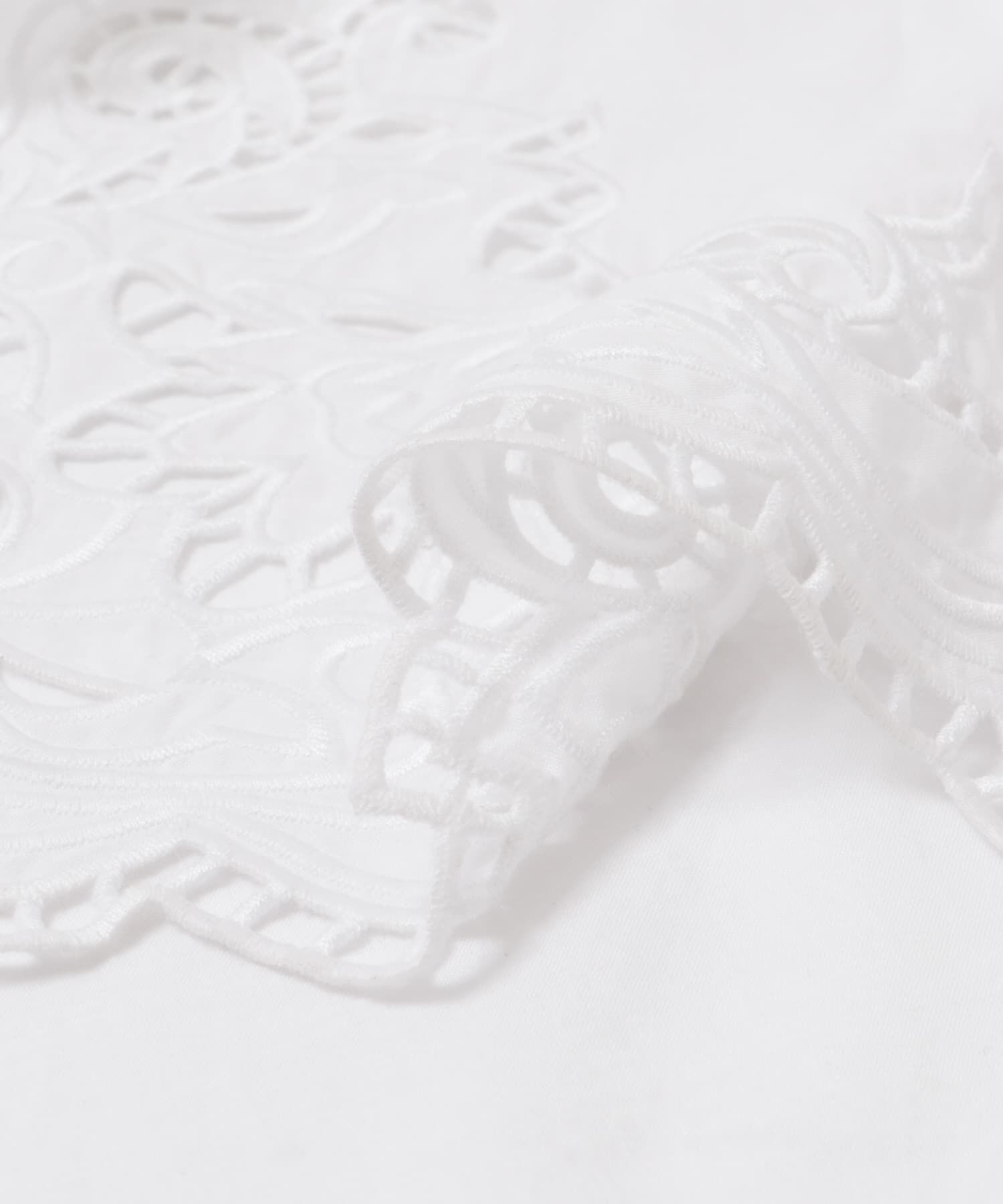 URBAN RESEARCH「カットワークレース刺繍ジレ」|ベスト・ジレ|