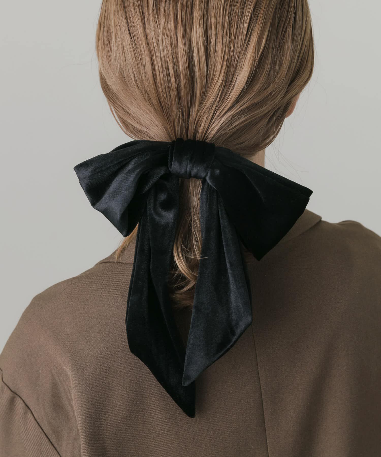 SMELLY「ベロアマルチWAYヘアカフ」|ヘアゴム・シュシュ|ブラック