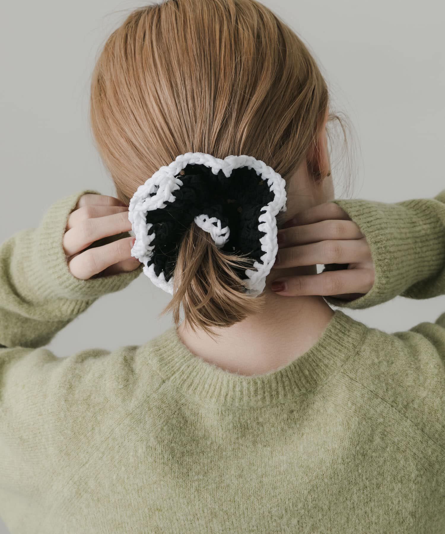 SMELLY「バイカラーニットシュシュ」|ヘアゴム・シュシュ|