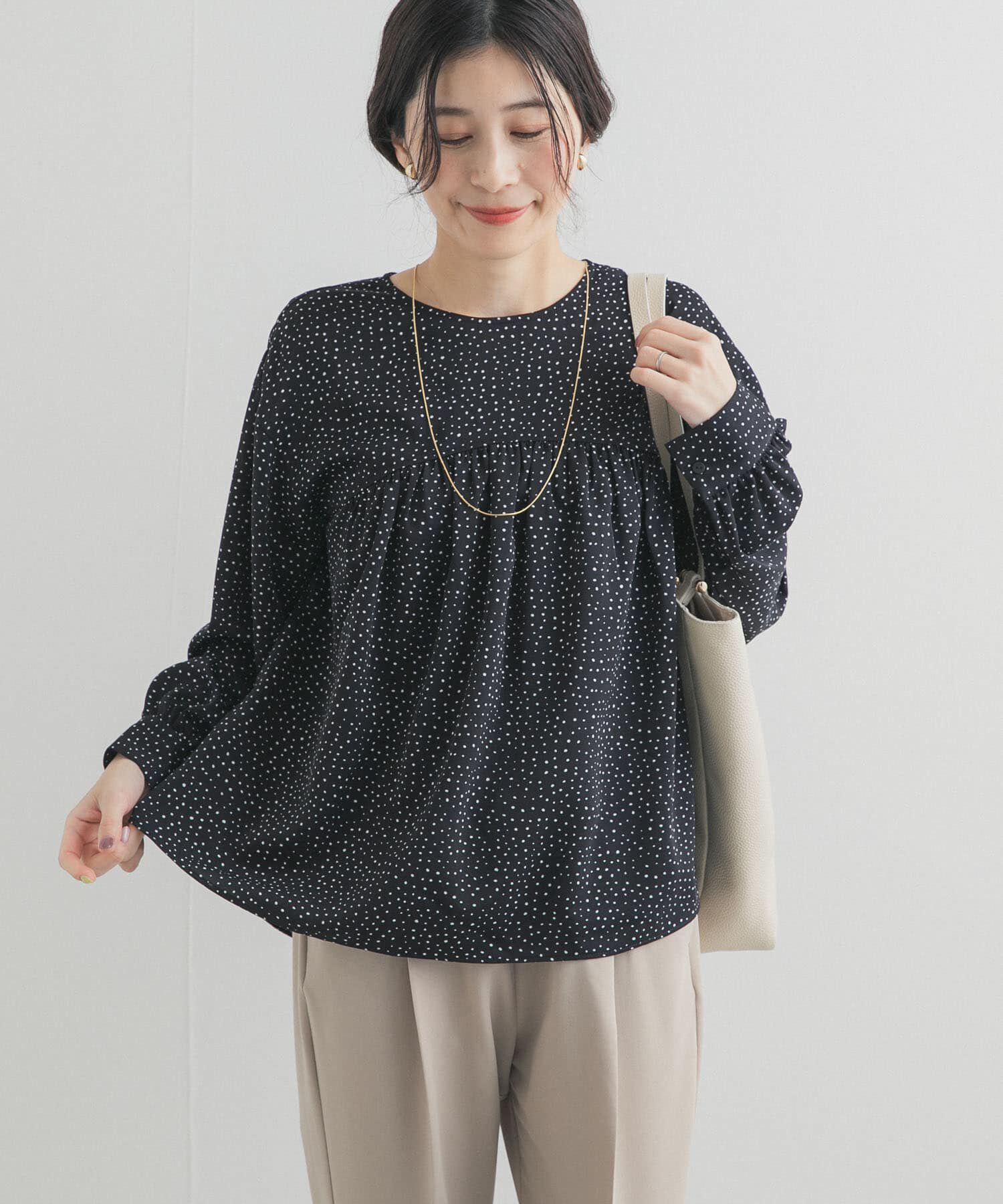 URBAN RESEARCH DOORS「ドットギャザーブラウス」|シャツ・ブラウス|ブラック