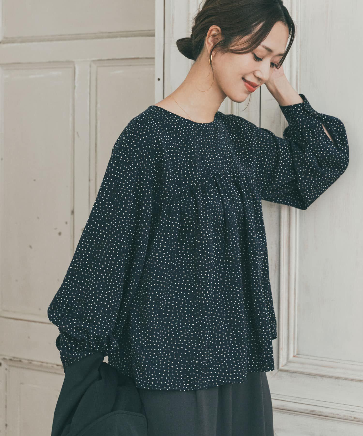 URBAN RESEARCH DOORS「ドットギャザーブラウス」|シャツ・ブラウス|