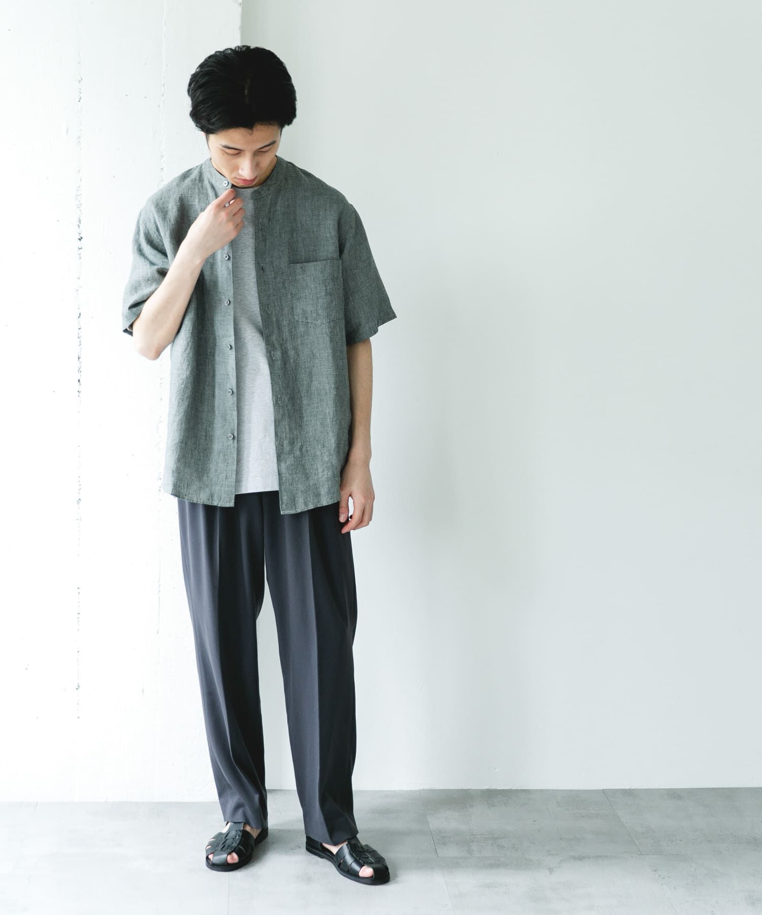 URBAN RESEARCH DOORS「シルケットリネン バンドカラーショートスリーブシャツ」|シャツ・ブラウス|