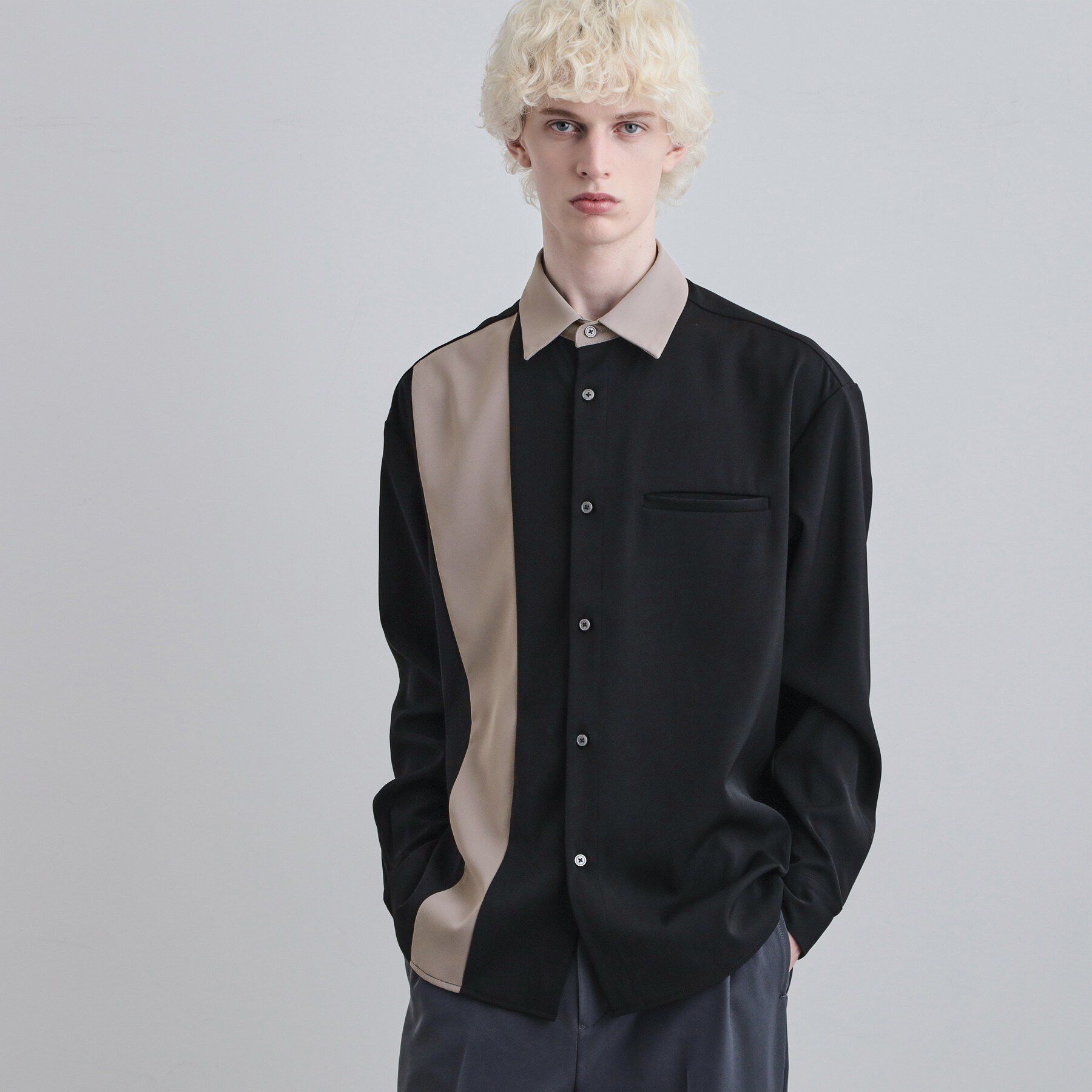 tk.TAKEO KIKUCHI「パネルカット ジップシャツ」|シャツ・ブラウス|ブラック(519)