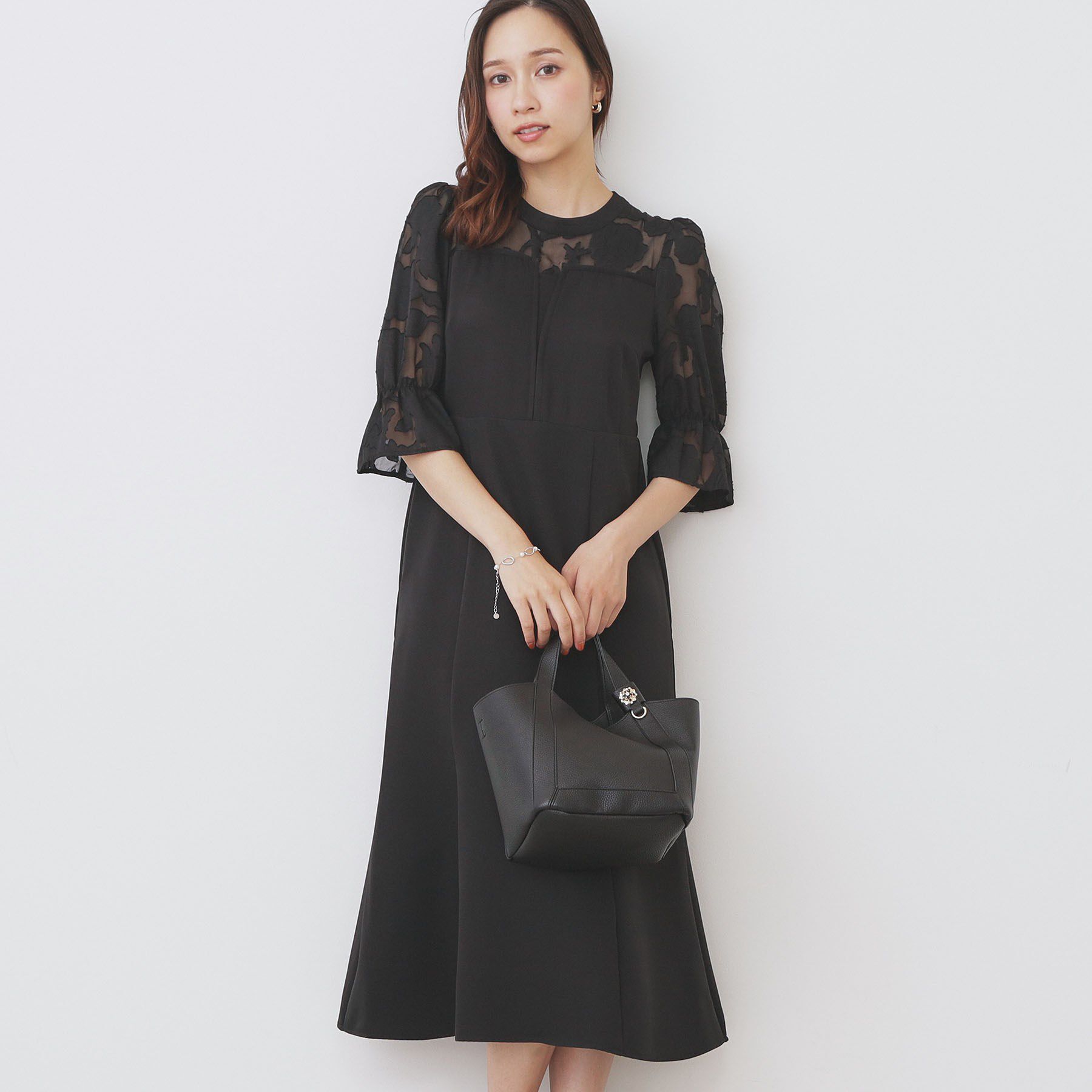 index「ドッキングマーメイドフレアワンピース【洗濯機OK/イージーアイロン/防シワ】」|ワンピース|ブラック(019)