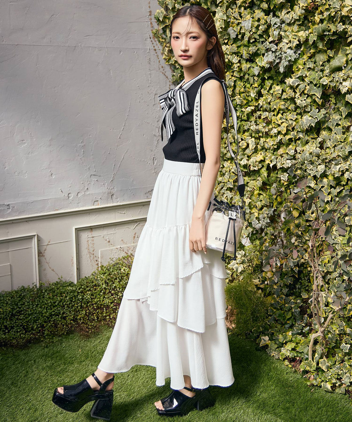 REDYAZEL「ストライプリボンタイリブニットノースリーブ」|ニット・セーター|