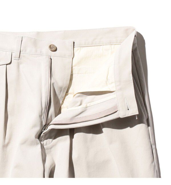 BEAMS PLUS「バイオウォッシュ 2プリーツ トラウザーズ」|チノ|