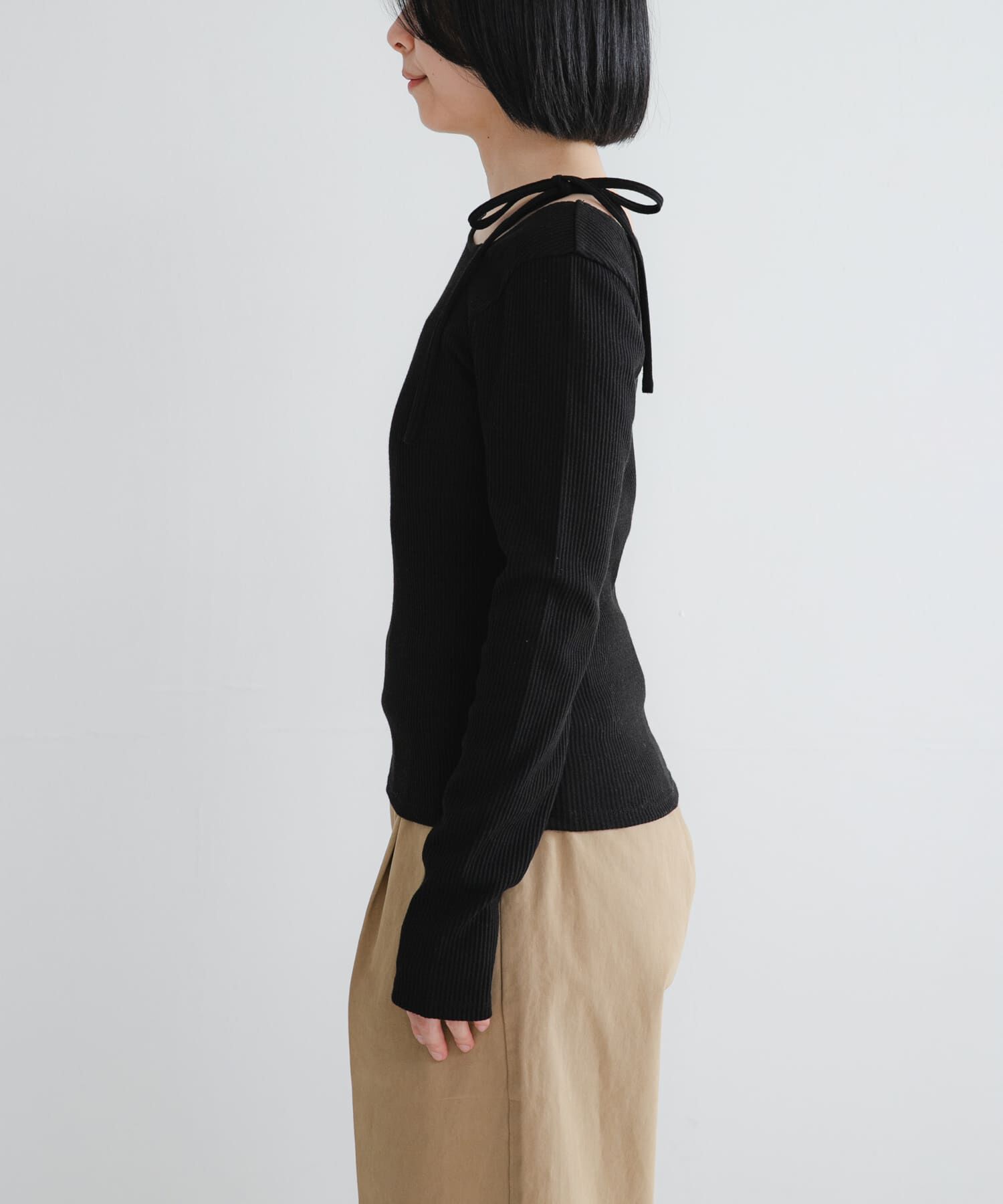 URBAN RESEARCH「カットアウトリボントップス」|Tシャツ・カットソー|