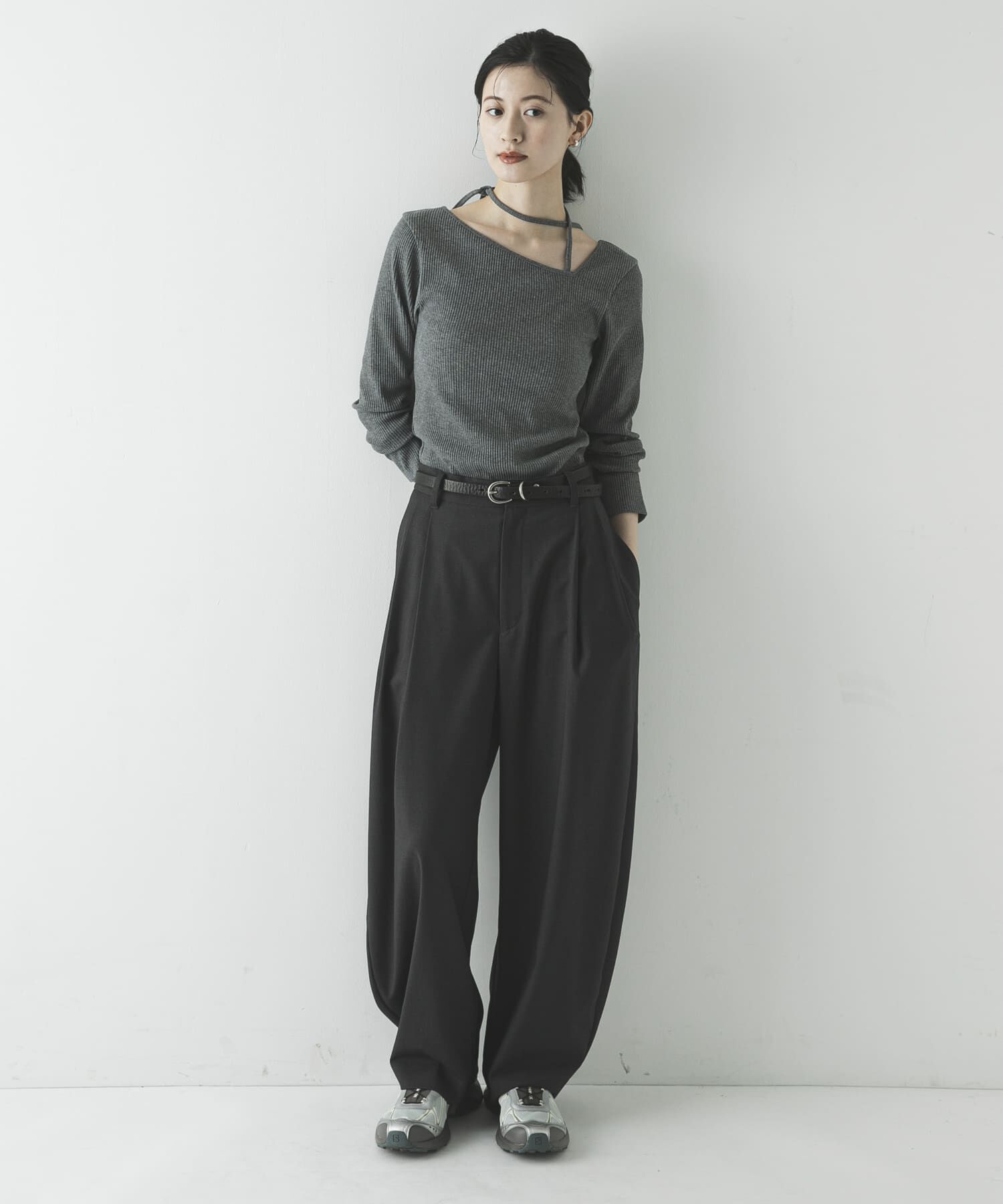 URBAN RESEARCH「カットアウトリボントップス」|Tシャツ・カットソー|