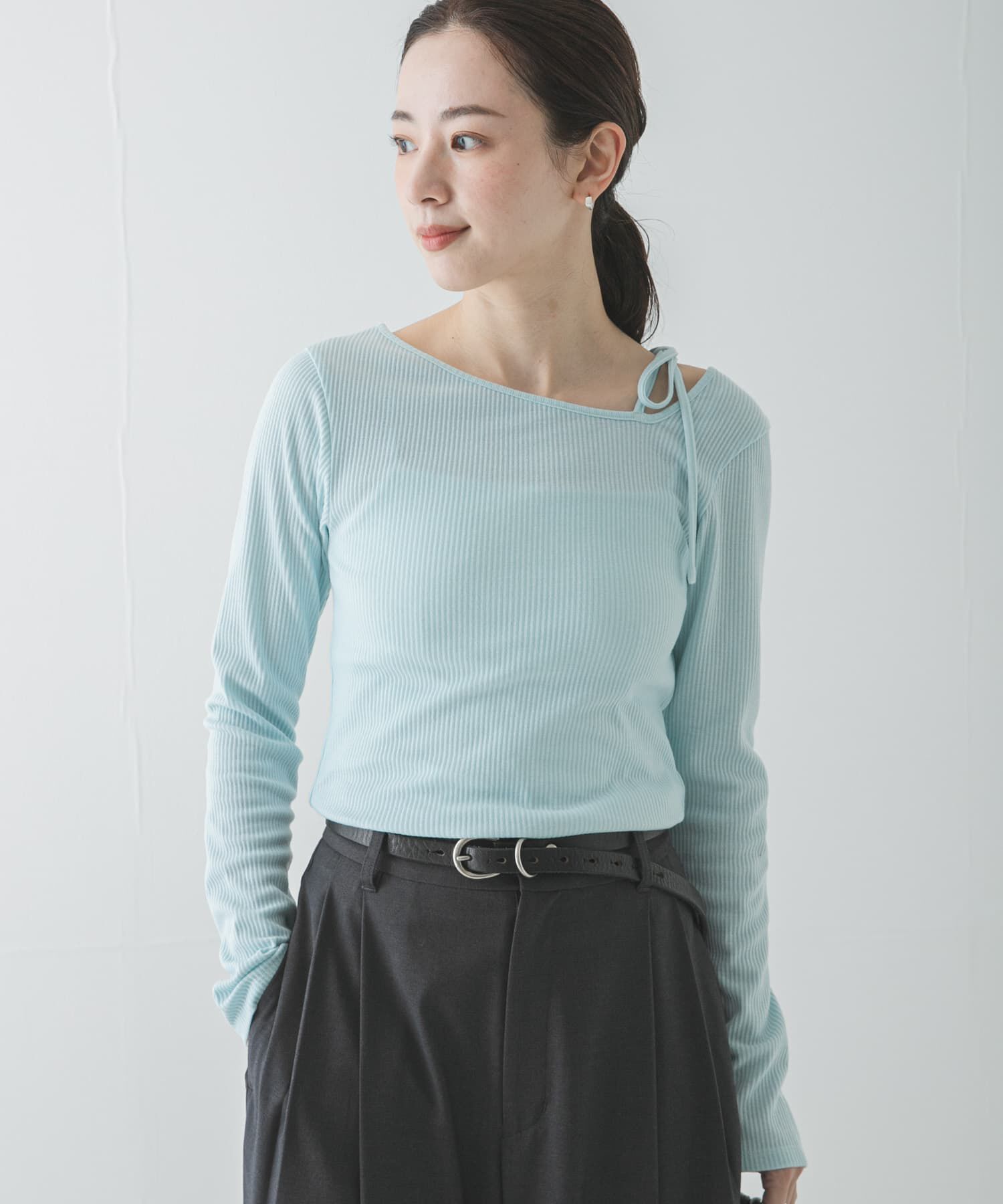 URBAN RESEARCH「カットアウトリボントップス」|Tシャツ・カットソー|