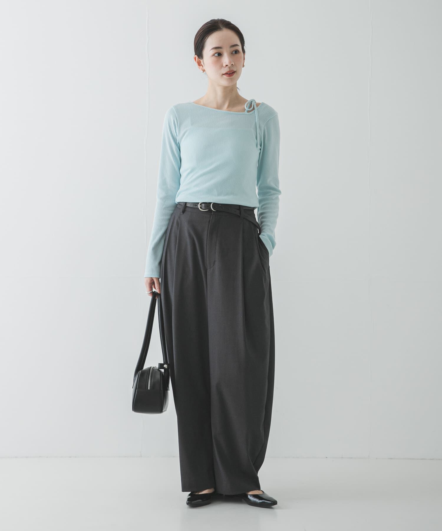 URBAN RESEARCH「カットアウトリボントップス」|Tシャツ・カットソー|