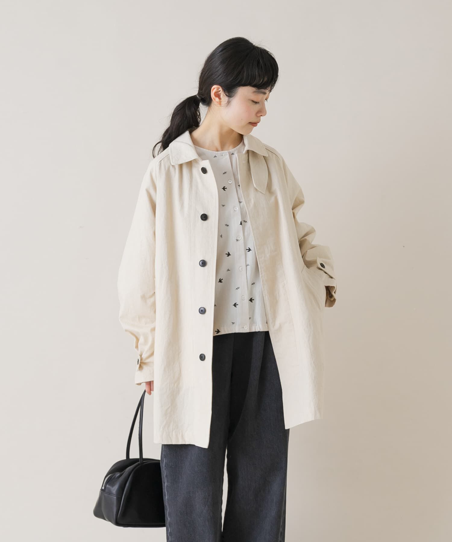 かぐれ「コットンバックタックショートコート」|ノーカラーコート|