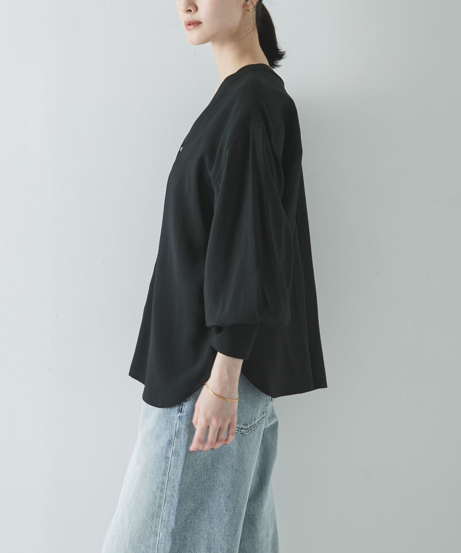 URBAN RESEARCH「ブロードカラーレスブラウス」|シャツ・ブラウス|