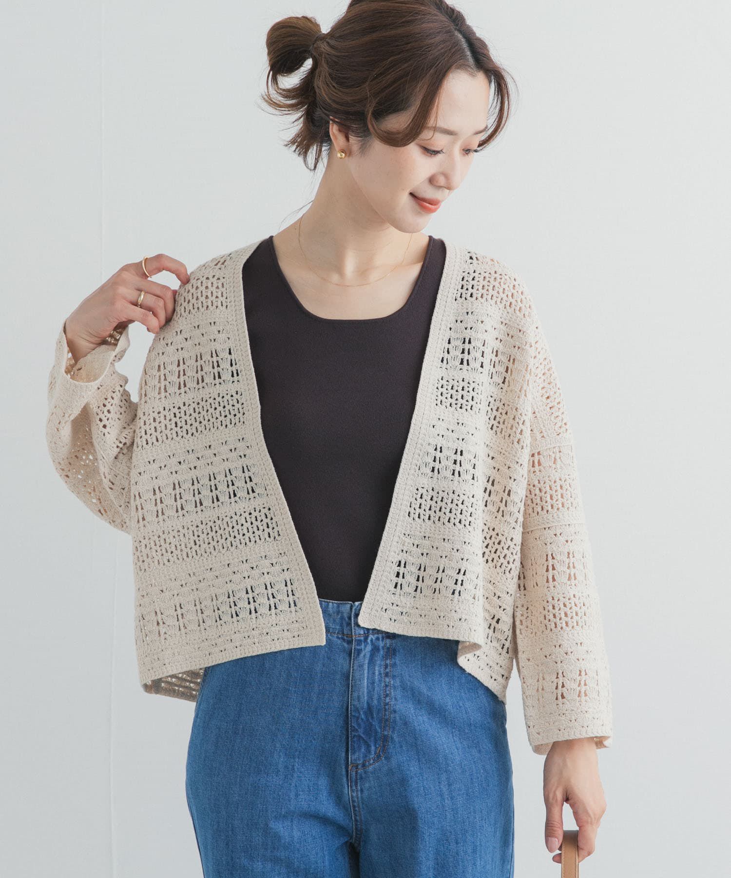 URBAN RESEARCH DOORS「クロシェニットカーディガン」|カーディガン|ベージュ