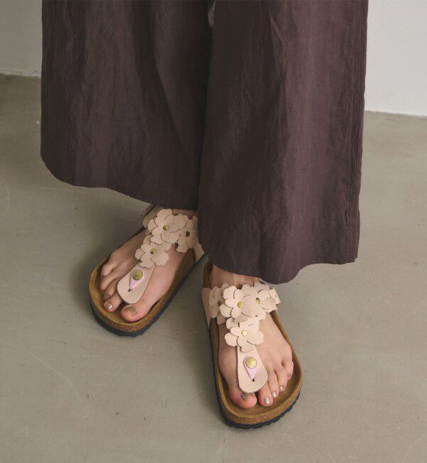 UNITED ARROWS「【国内EXCLUSIVE】＜BIRKENSTOCK＞GIZEH フラワー サンダル」|サンダル|LT.PINK