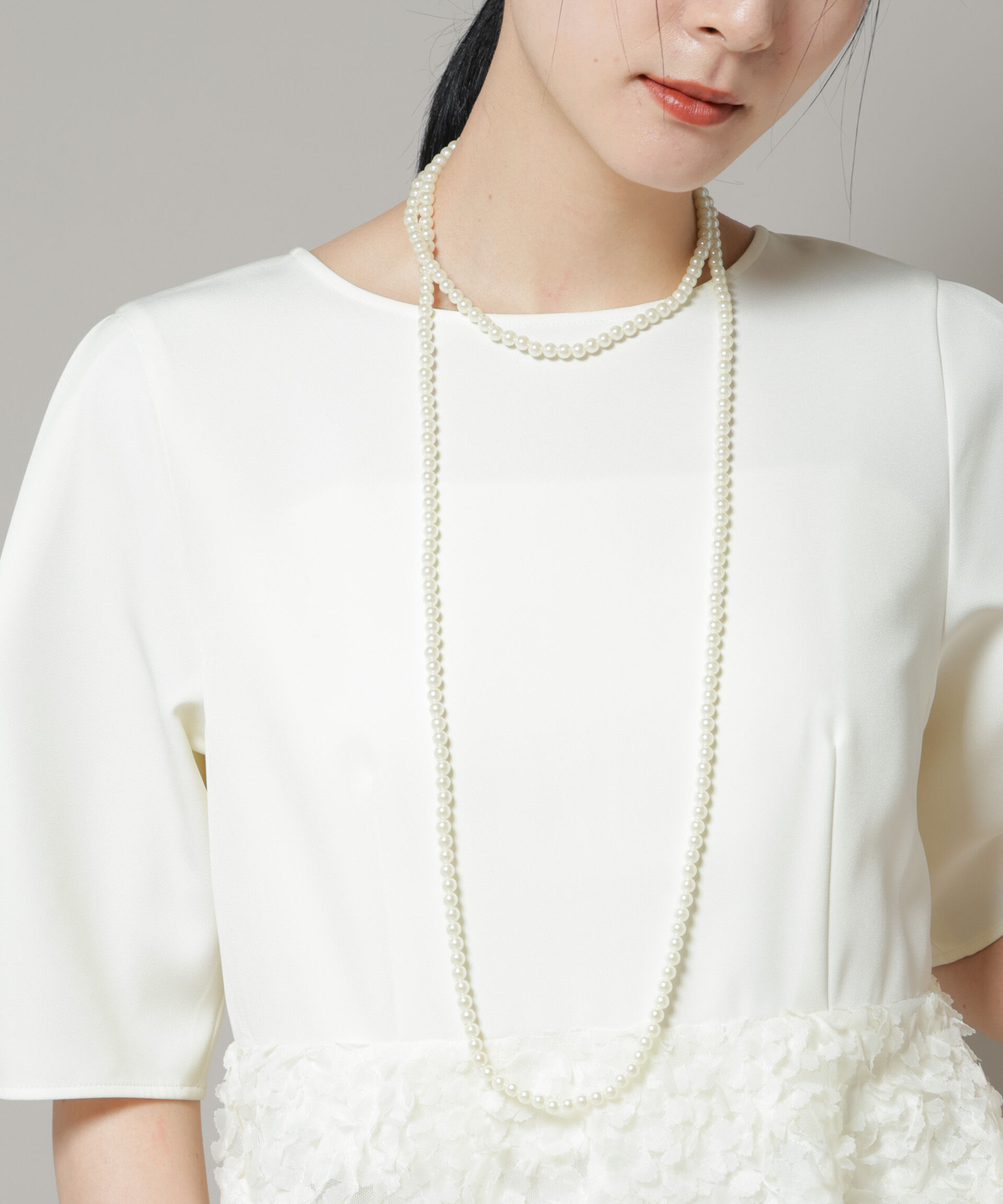 nano･universe「ロングボールネックレス」|ネックレス|オフホワイト1
