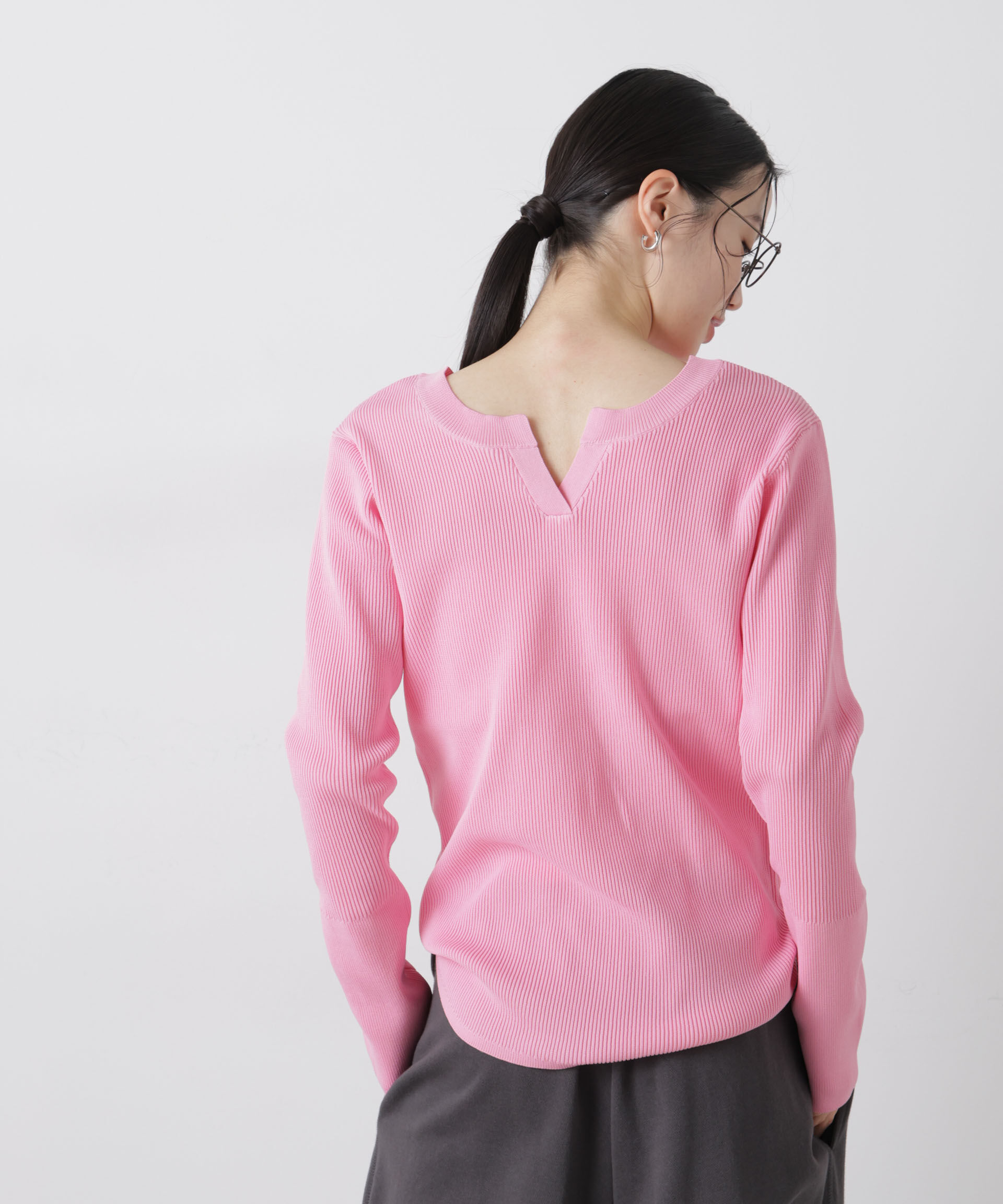 nano･universe「洗濯機洗い可スポンディッシュニット前後2wayトップス」|ニット・セーター|