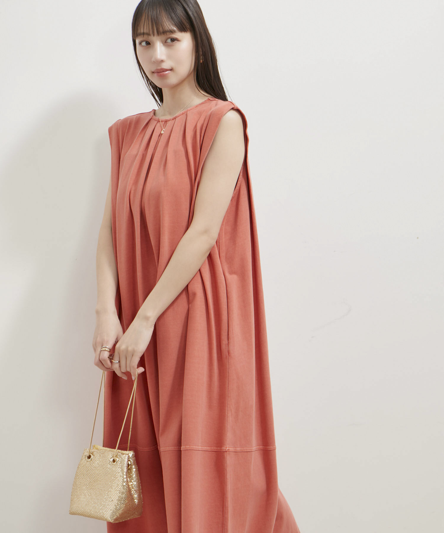 VIS「【洗える】ピグメント加工タックフレアワンピース」|ワンピース|