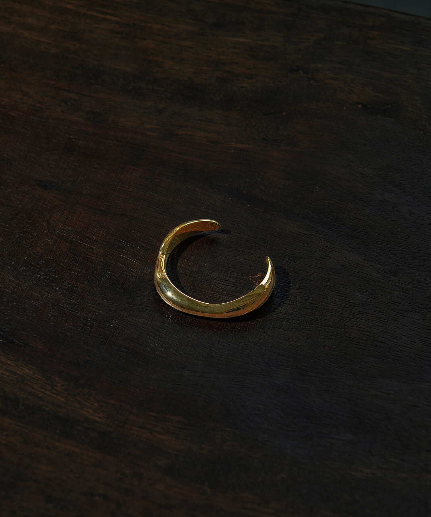 ADAM ET ROPE'「ウェービーバングル」|ブレスレット・バングル|ゴールド(90)