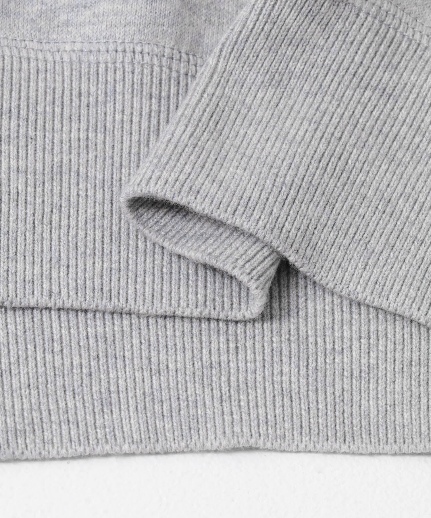 URBAN RESEARCH「コットンカシミヤハーフスリーブニット」|ニット・セーター|