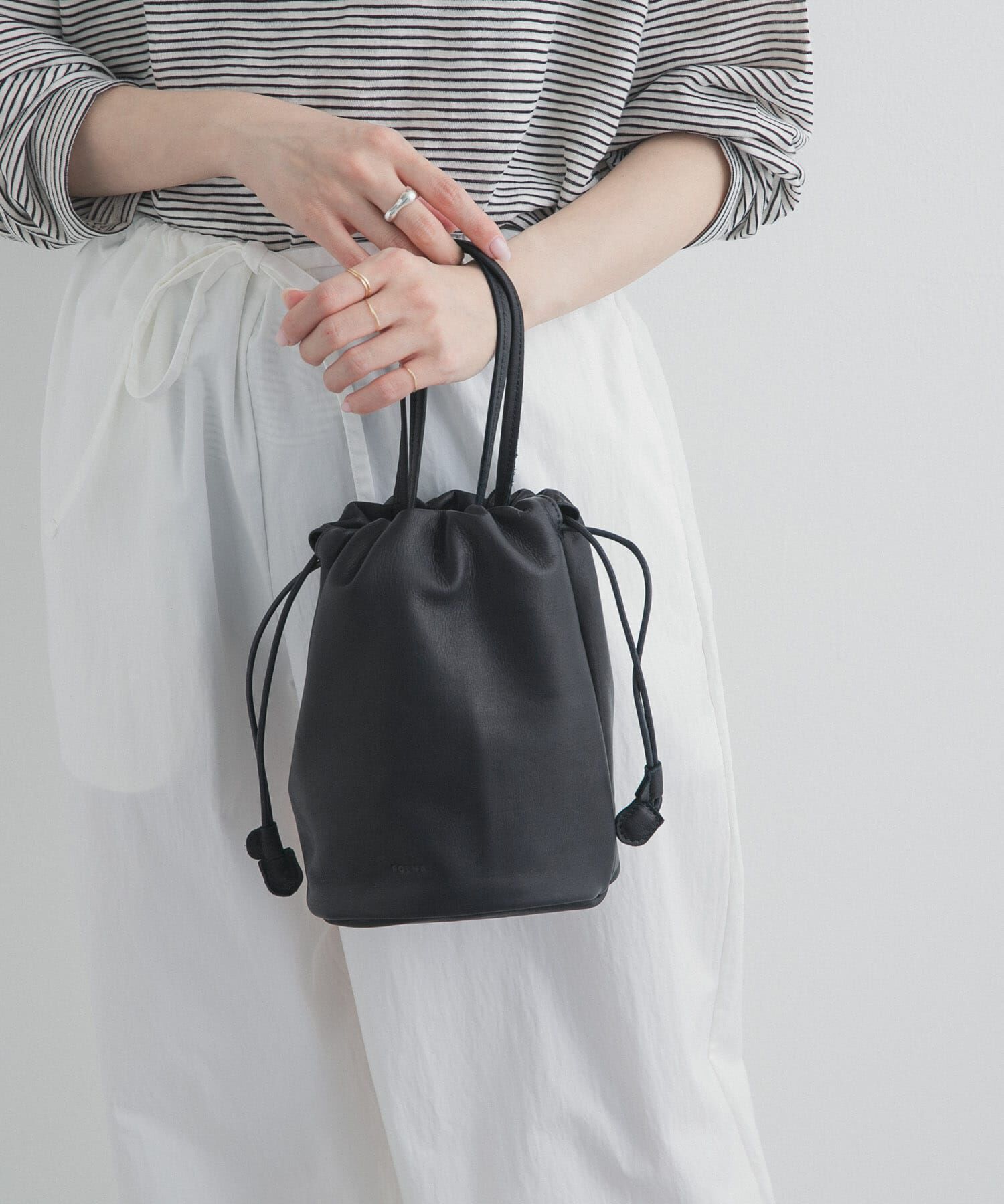 URBAN RESEARCH DOORS「Folna　ソフトレザー2WAY巾着ショルダー」|ショルダー・メッセンジャー|