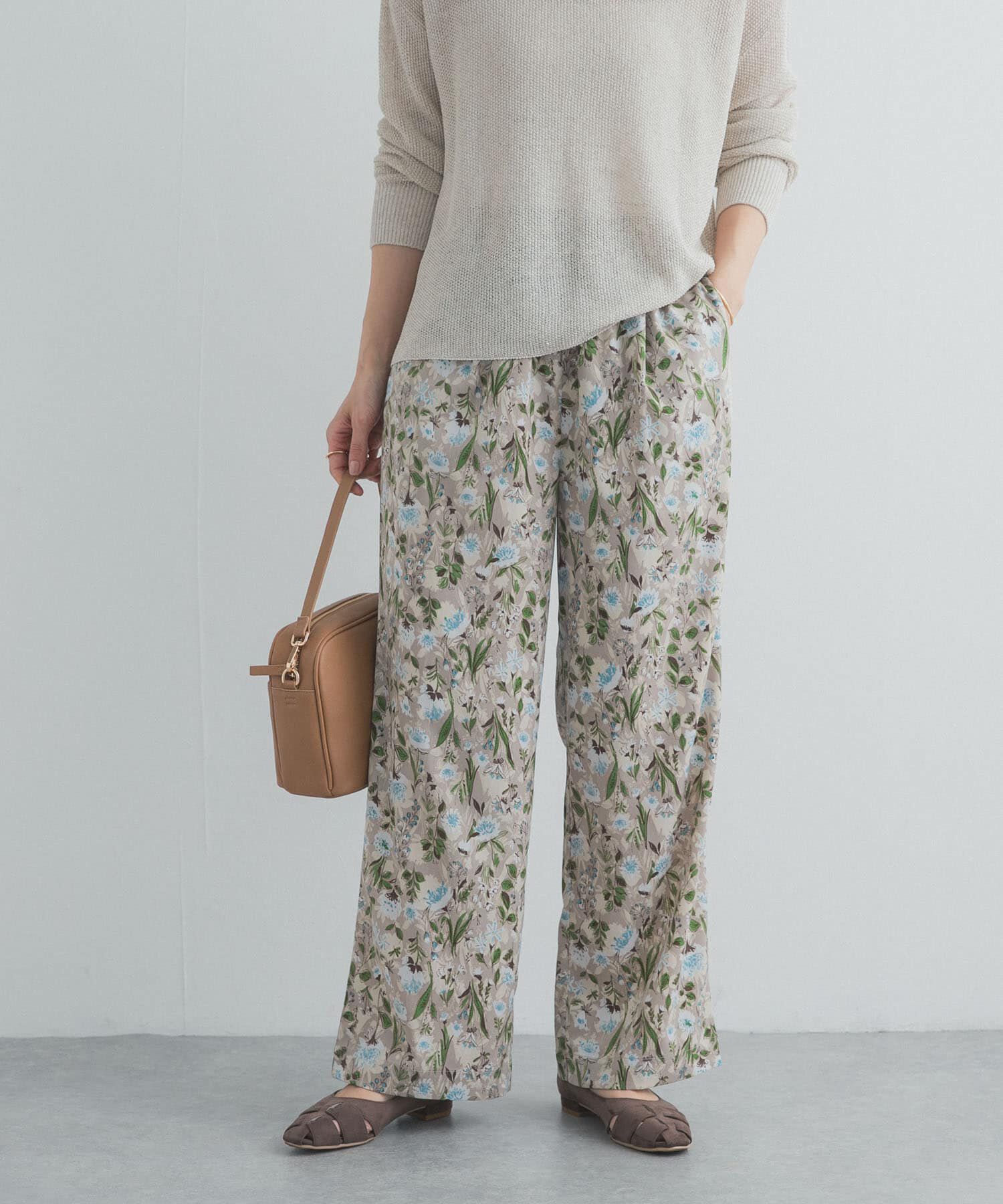 URBAN RESEARCH DOORS「『WEB/一部店舗限定カラー』フラワープリントイージーパンツ」|その他|