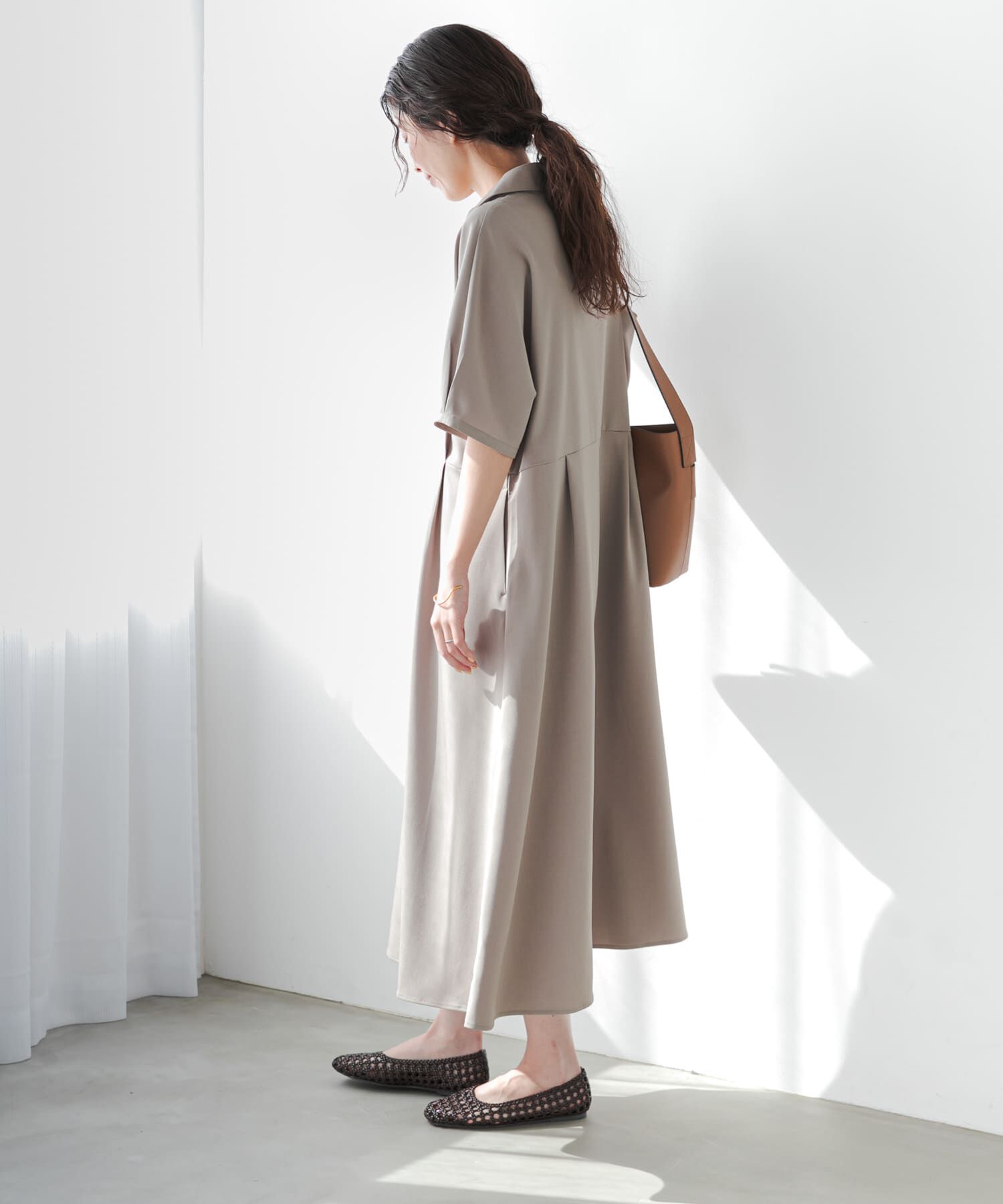 URBAN RESEARCH DOORS「『UR TECH』完声/涼ドルマン半袖ワンピース」|ワンピース|