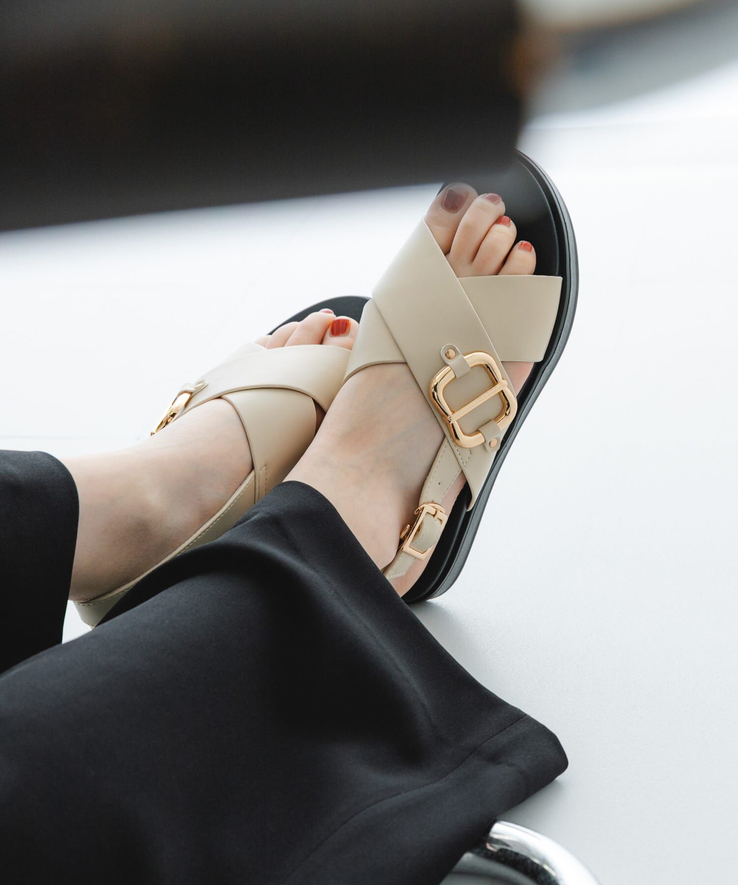 RODE SKO「クロスサンダル」|サンダル|アイボリー