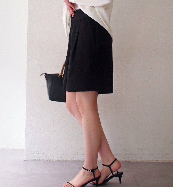  「サテンショートパンツ」|チノ|