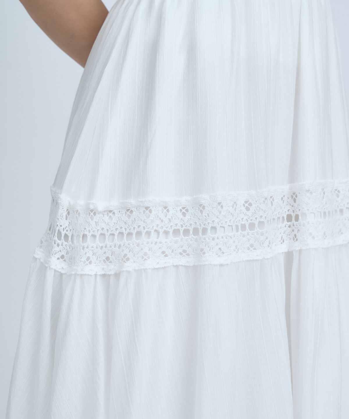 アンドクチュール「フリルスリーブレースティアードワンピース」|ワンピース|