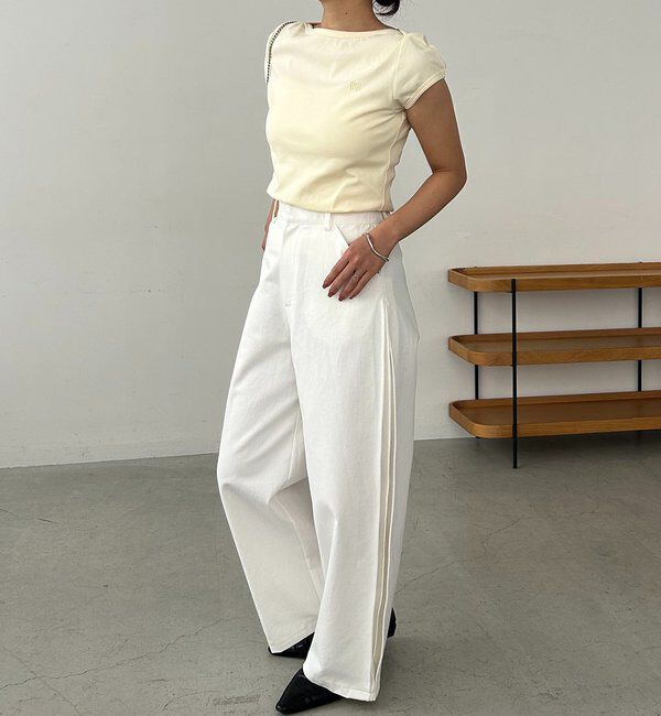  「【Tシャツが苦手な方にも◎】1ポイントボートネックTシャツ」|Tシャツ・カットソー|