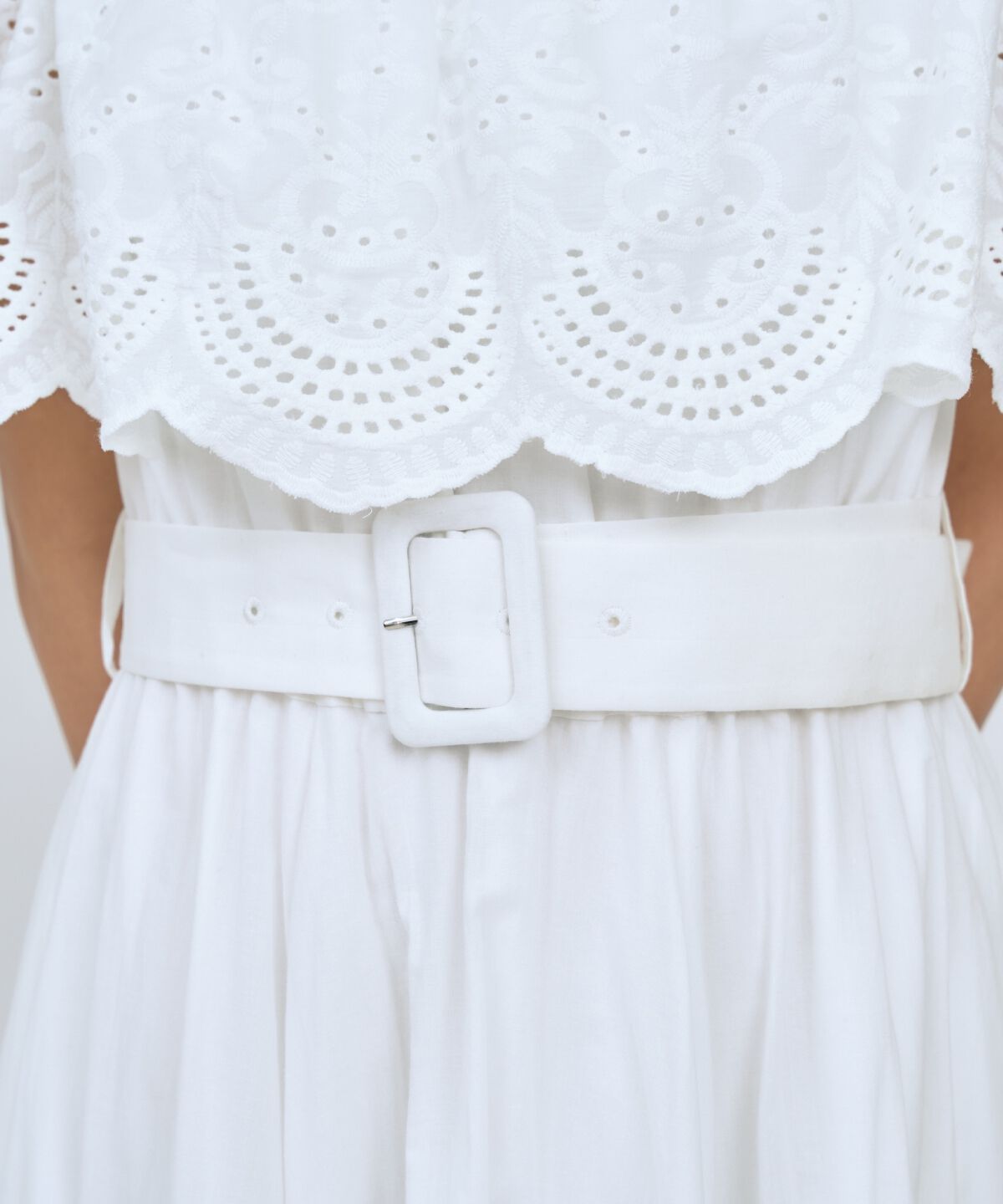 アンドクチュール「レースオフショルティアードワンピース」|ワンピース|