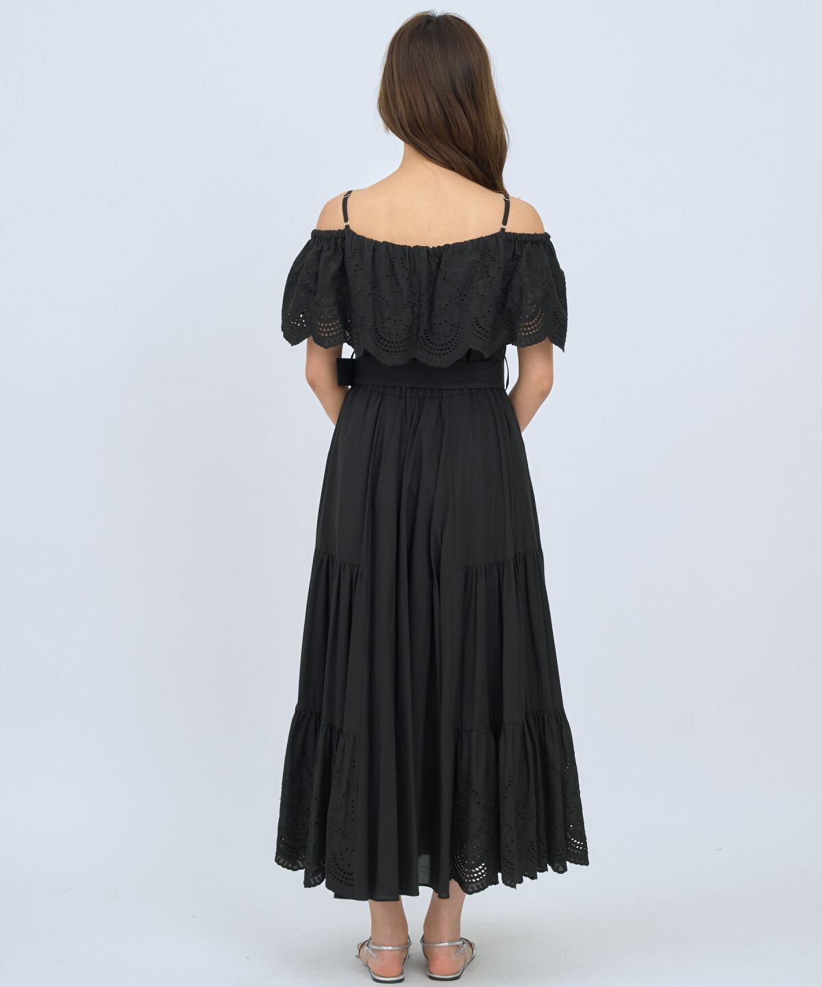 アンドクチュール「レースオフショルティアードワンピース」|ワンピース|