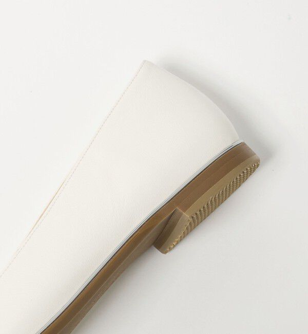 ODETTE E ODILE「ソフトVカット フラット15&darr;&uarr;」|パンプス|