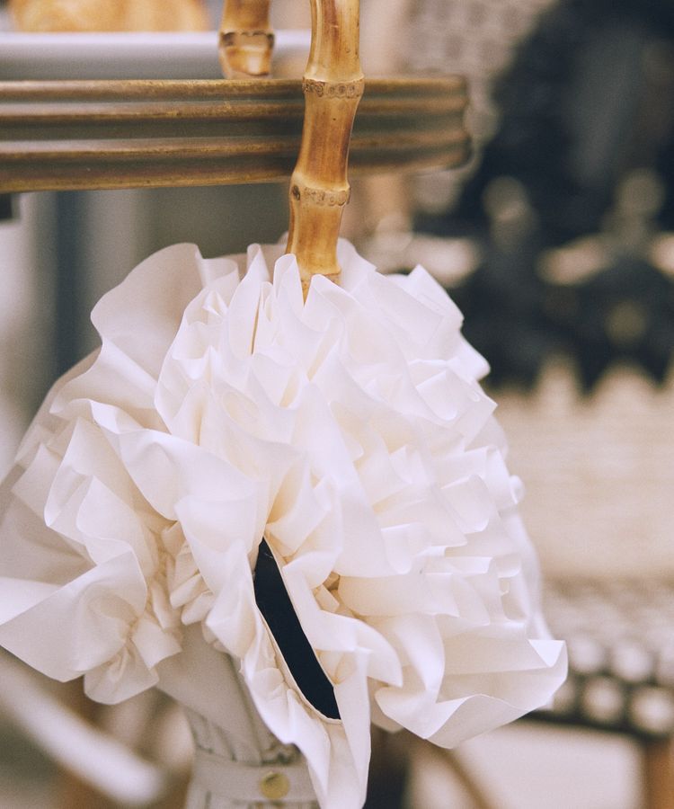 Maison de FLEUR「《晴雨兼用》遮光&UV CUT フリル傘」|傘|