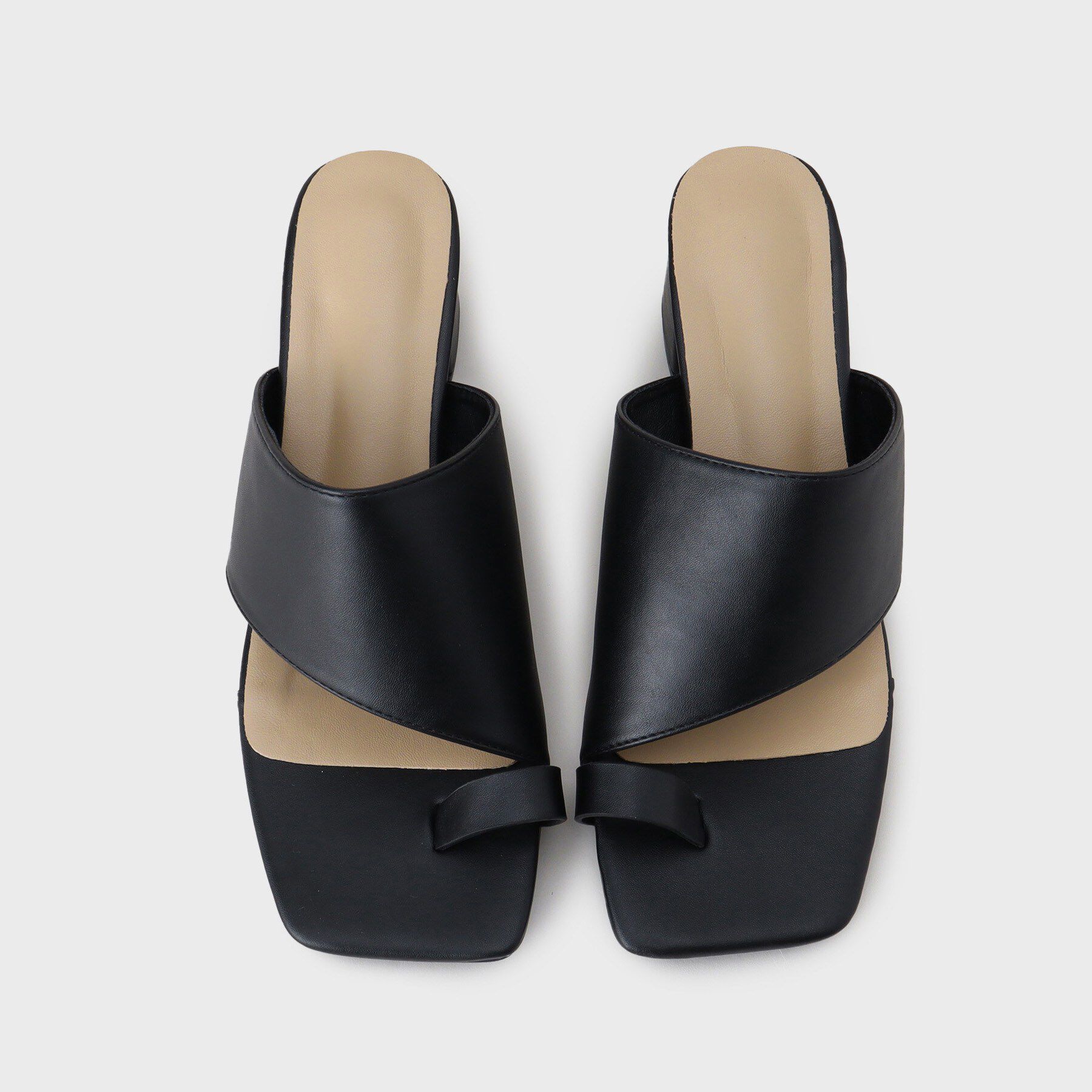 OPAQUE.CLIP「サムリングデザインミュール」|サンダル|