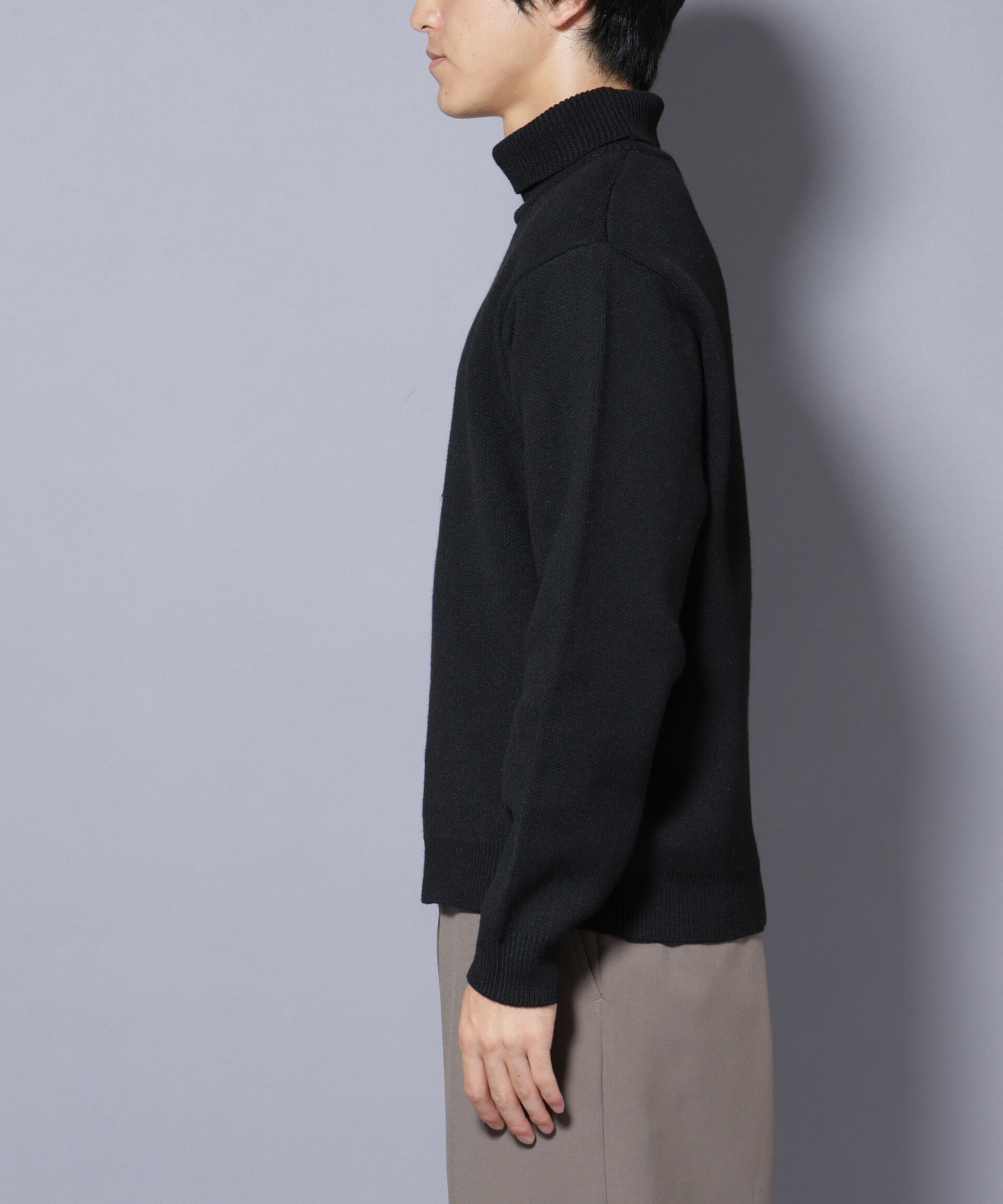 nano･universe「PBTストレッチタートルネックニット」|ニット・セーター|