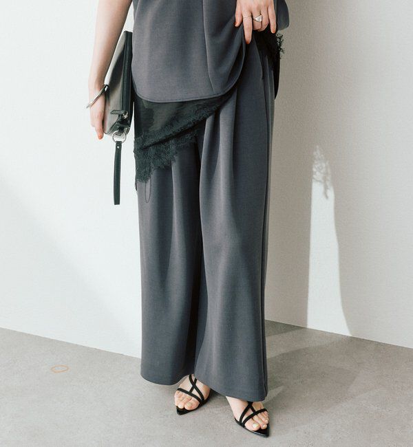  「予約【セットアップ着用可能/接触冷感機能付き】ドレーピーカットスラックス」|チノ|