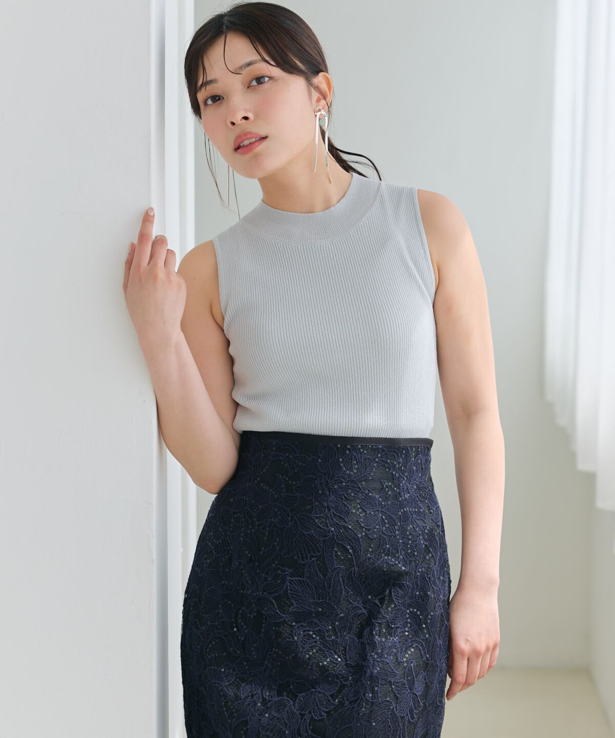 アンドクチュール「ラメノースリトップス」|ニット・セーター|ライトグレー