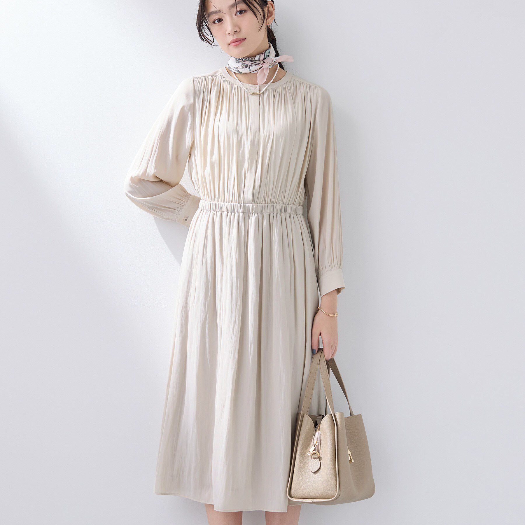 INDIVI「【洗える】ギャザーフレアワンピース」|ワンピース|