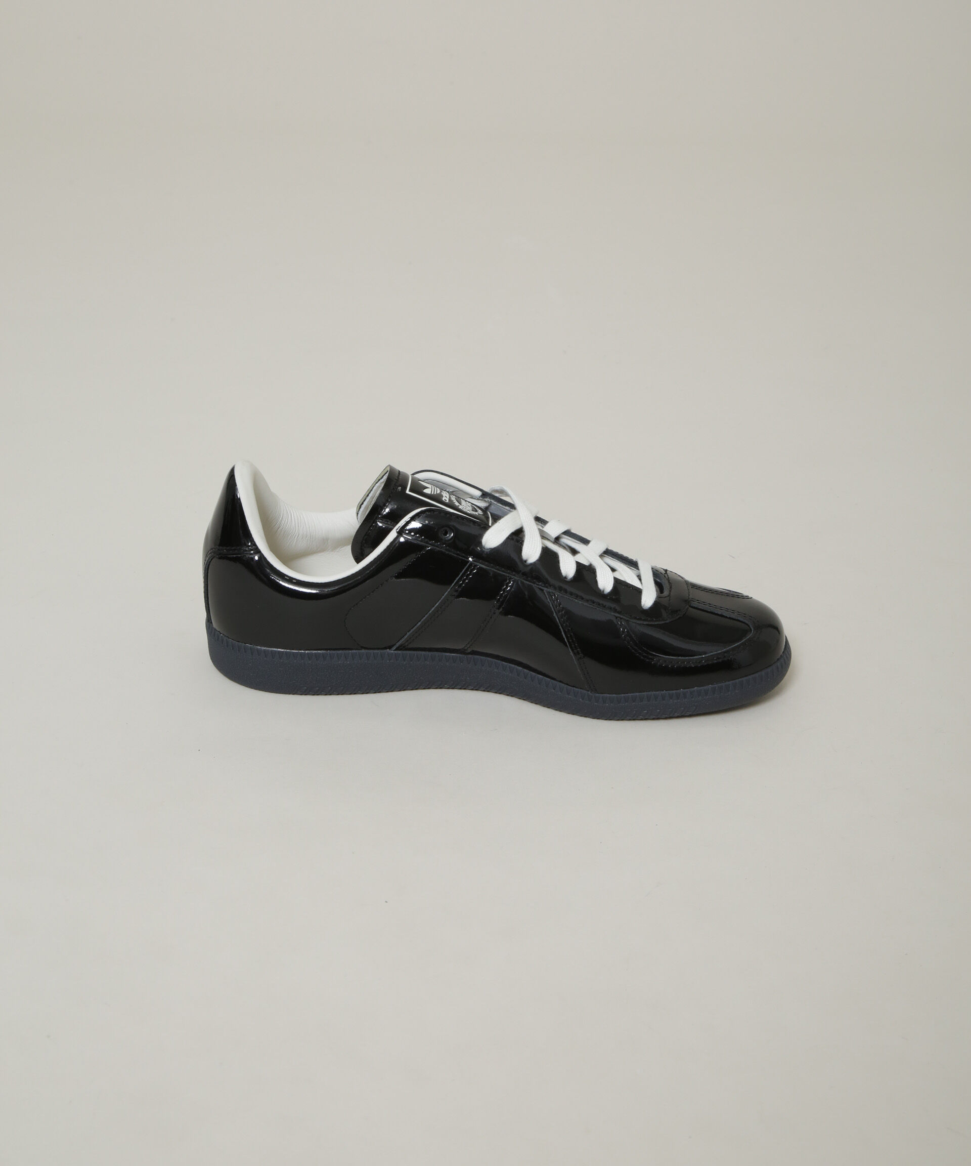 nano･universe「adidas/BW ARMY」|スニーカー|