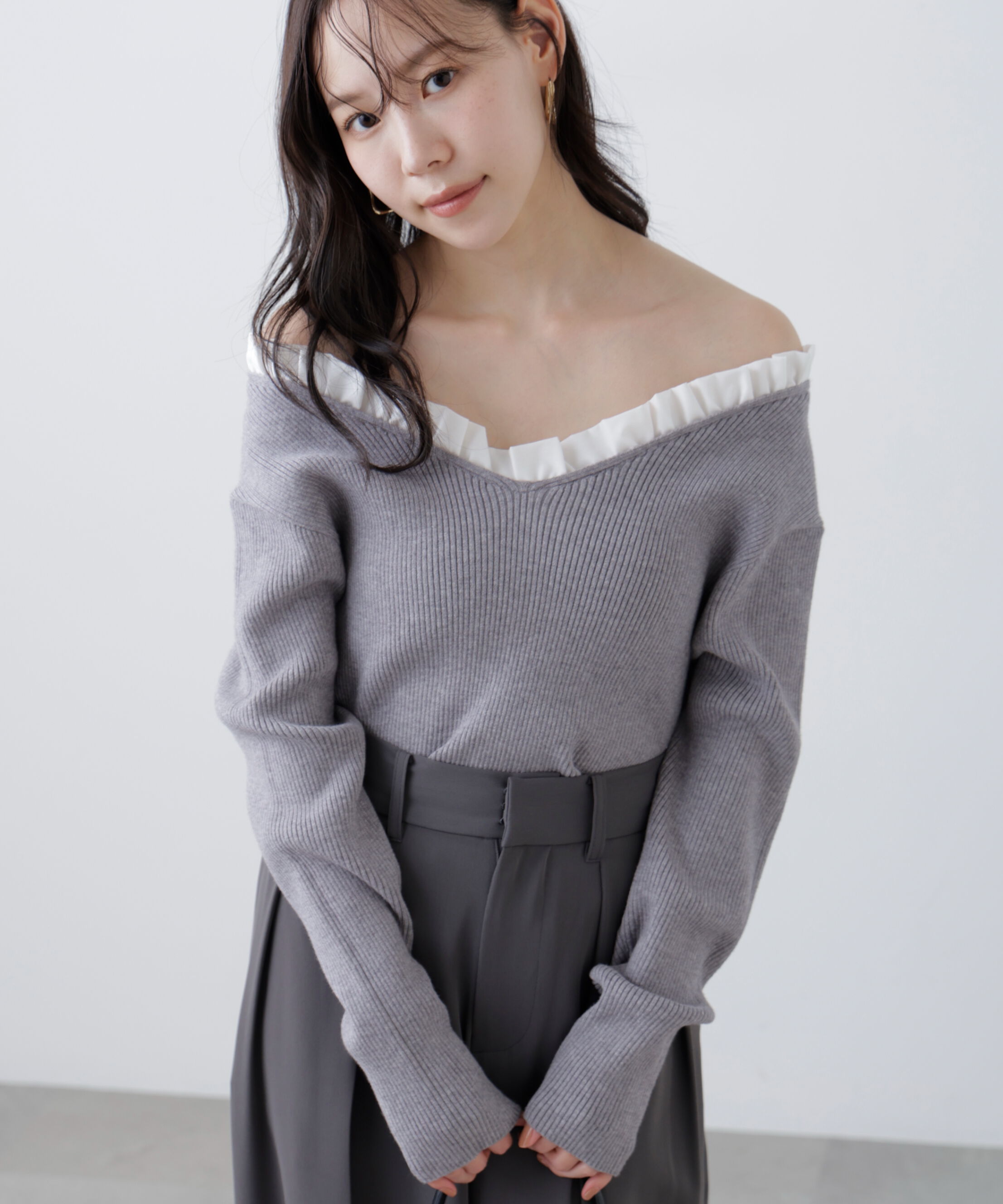  「フリルドッキングＶネックニット〈MFM〉」|ニット・セーター|