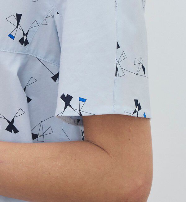 DES PRES「トライアングルクロスプリント フレアテールブラウス」|シャツ・ブラウス|