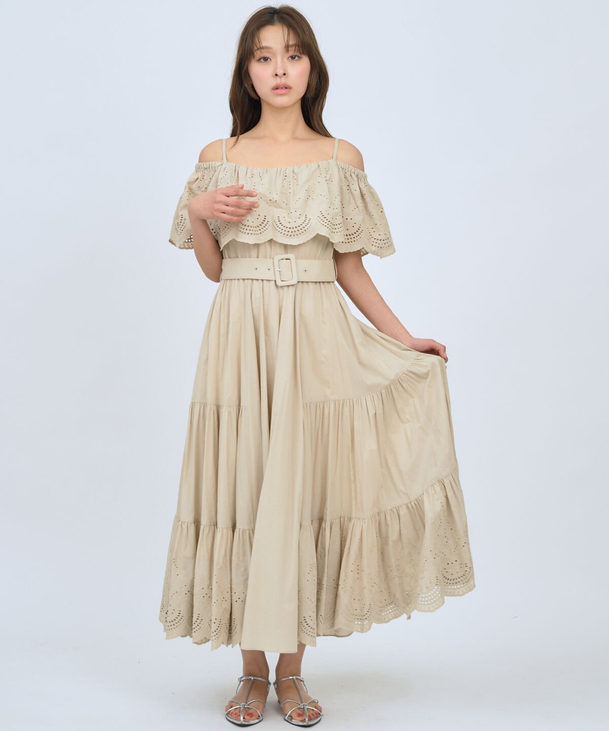 アンドクチュール「レースオフショルティアードワンピース」|ワンピース|