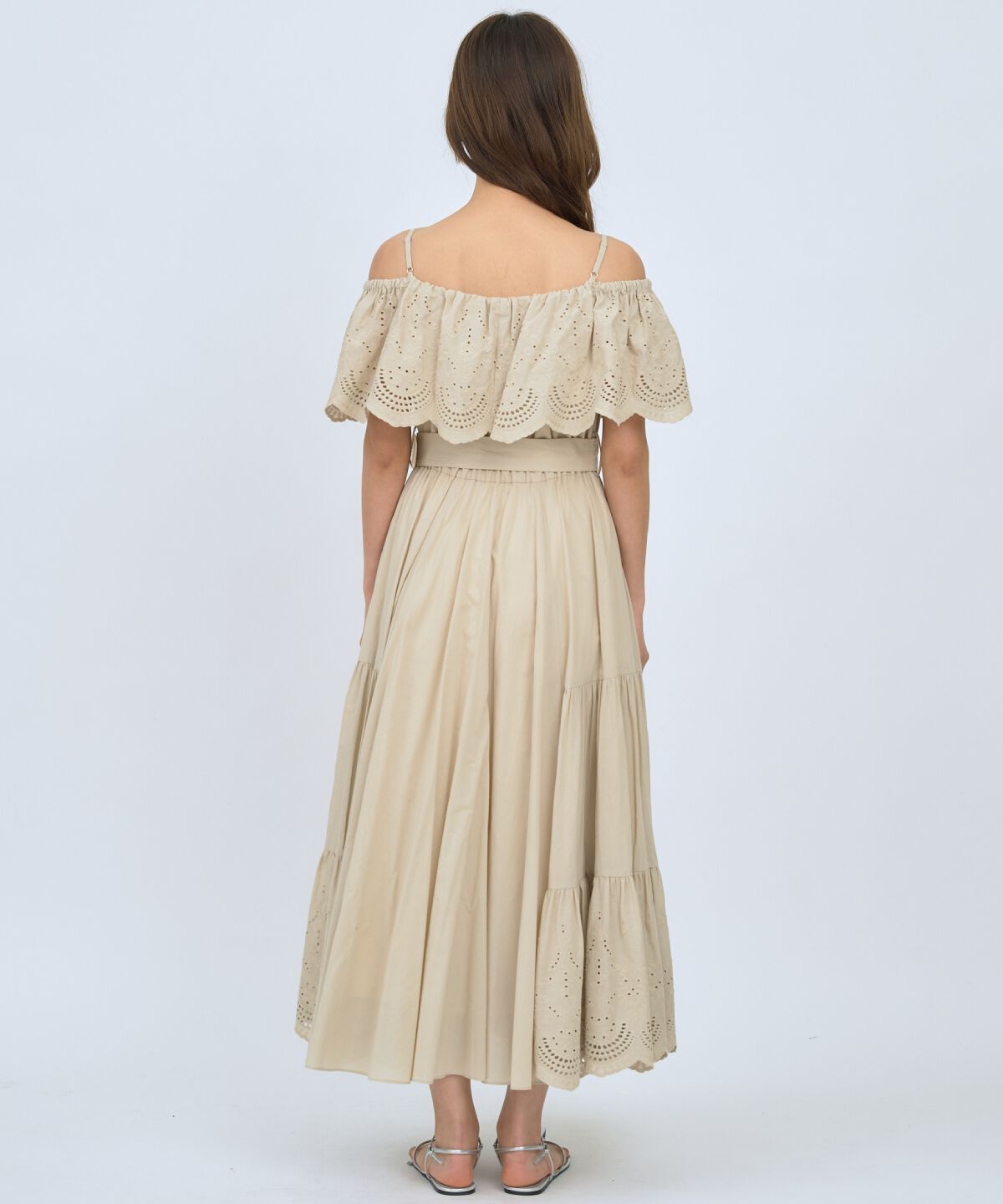 アンドクチュール「レースオフショルティアードワンピース」|ワンピース|