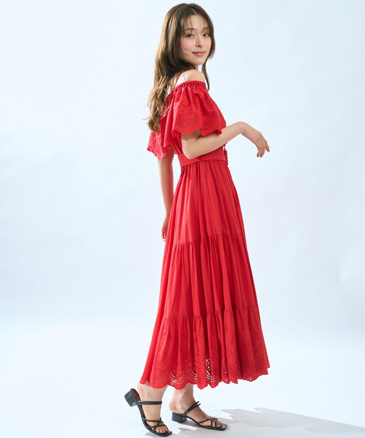 アンドクチュール「レースオフショルティアードワンピース」|ワンピース|