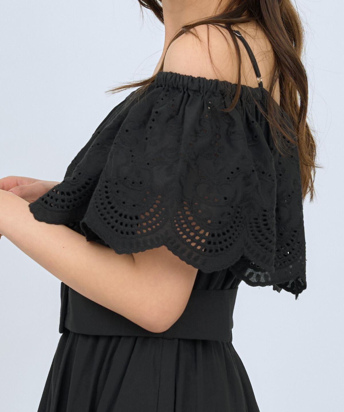 アンドクチュール「レースオフショルティアードワンピース」|ワンピース|