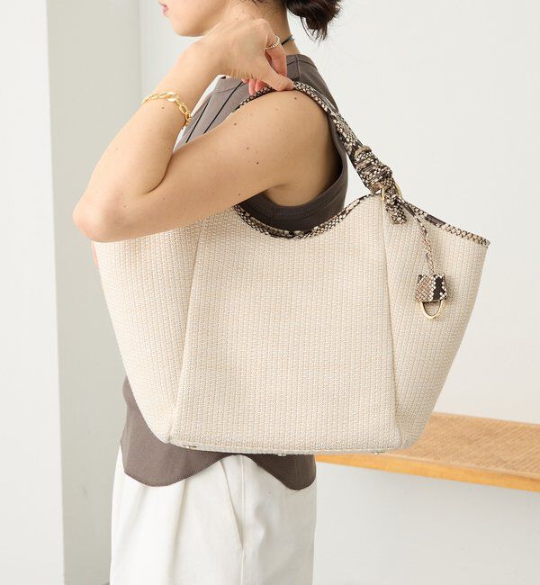  「予約【実用性抜群】レザーパイピングラージトート」|クラッチバッグ|