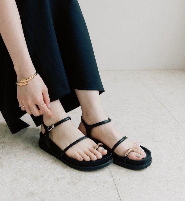  「【R.good（アールドットグッド）】メタルリングサンダル」|サンダル|